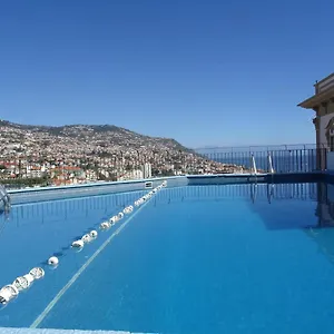 Monte Carlo Hotel